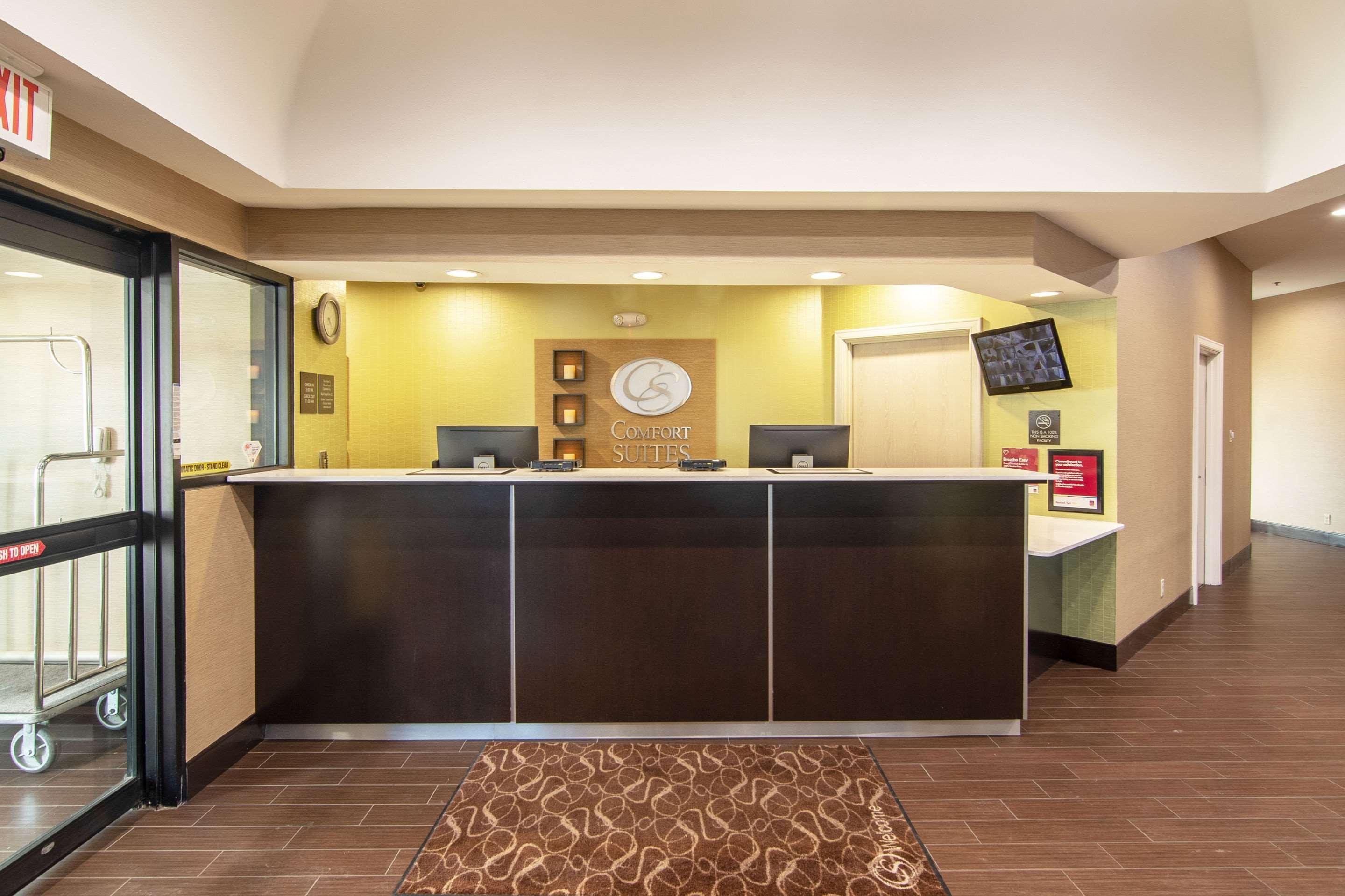 Comfort Suites Nw Dallas Near Love Field Bagian luar foto