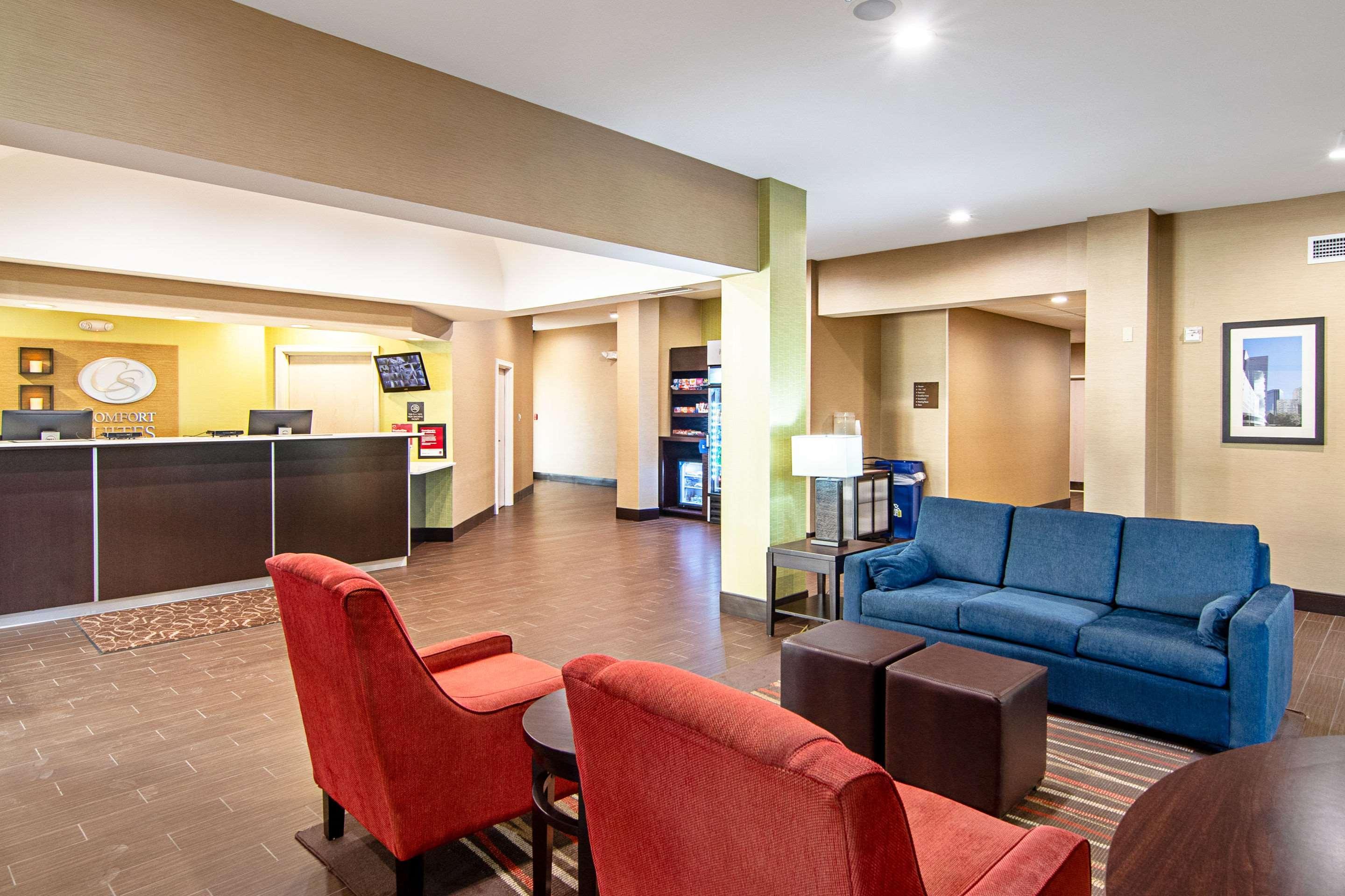 Comfort Suites Nw Dallas Near Love Field Bagian luar foto