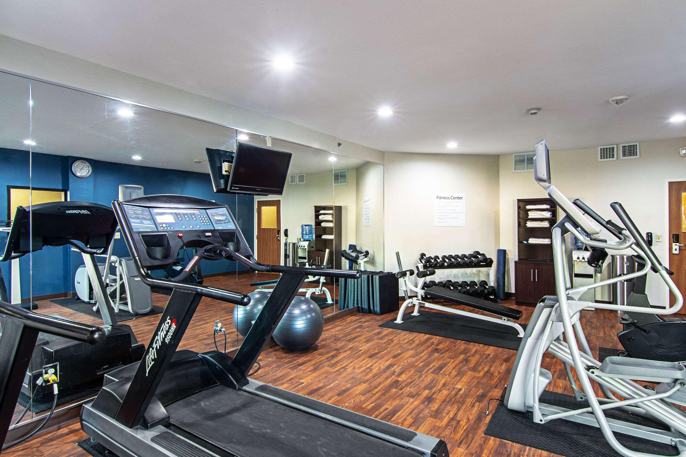 Comfort Suites Nw Dallas Near Love Field Bagian luar foto