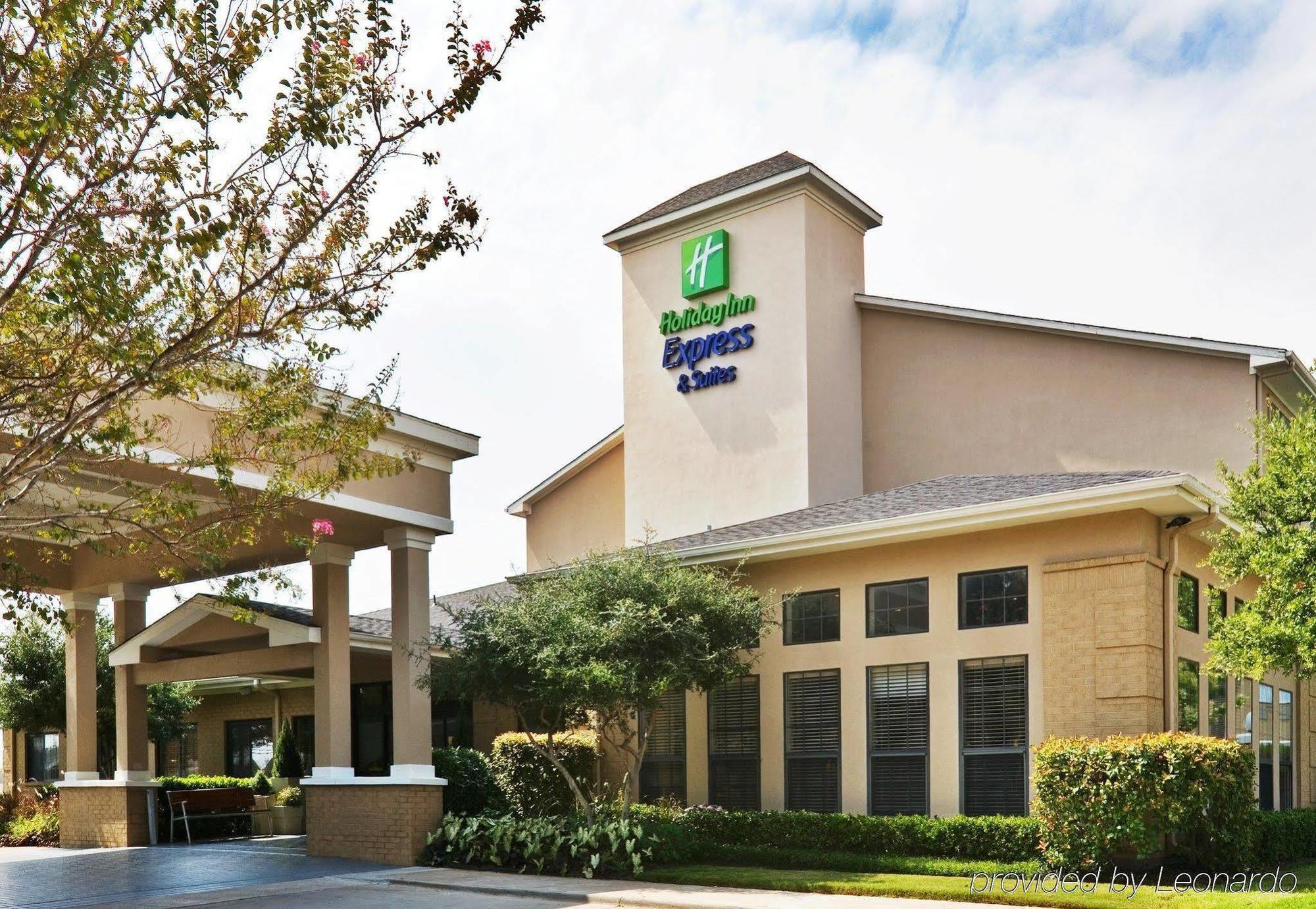 Comfort Suites Nw Dallas Near Love Field Bagian luar foto