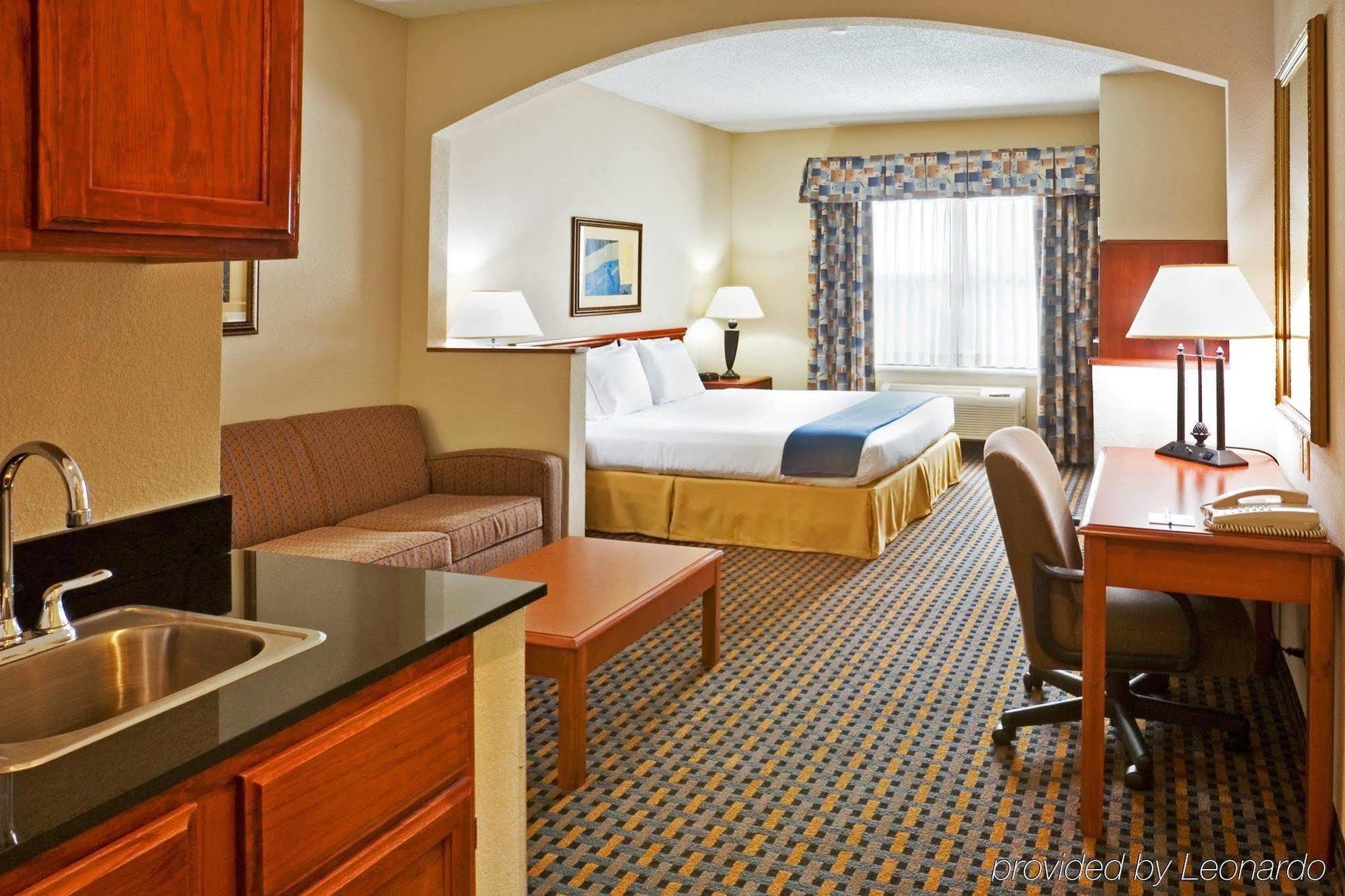 Comfort Suites Nw Dallas Near Love Field Bagian luar foto