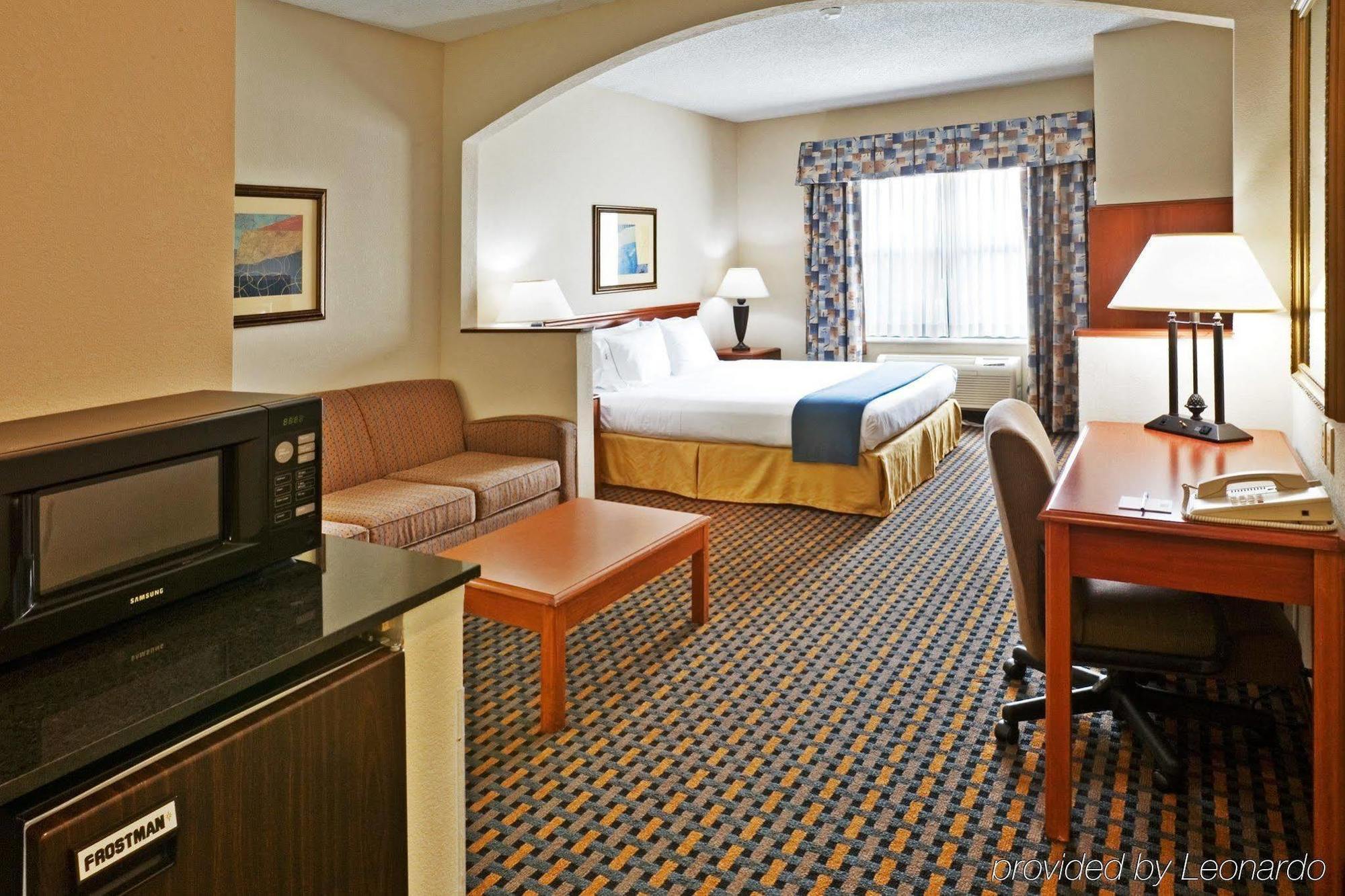 Comfort Suites Nw Dallas Near Love Field Bagian luar foto